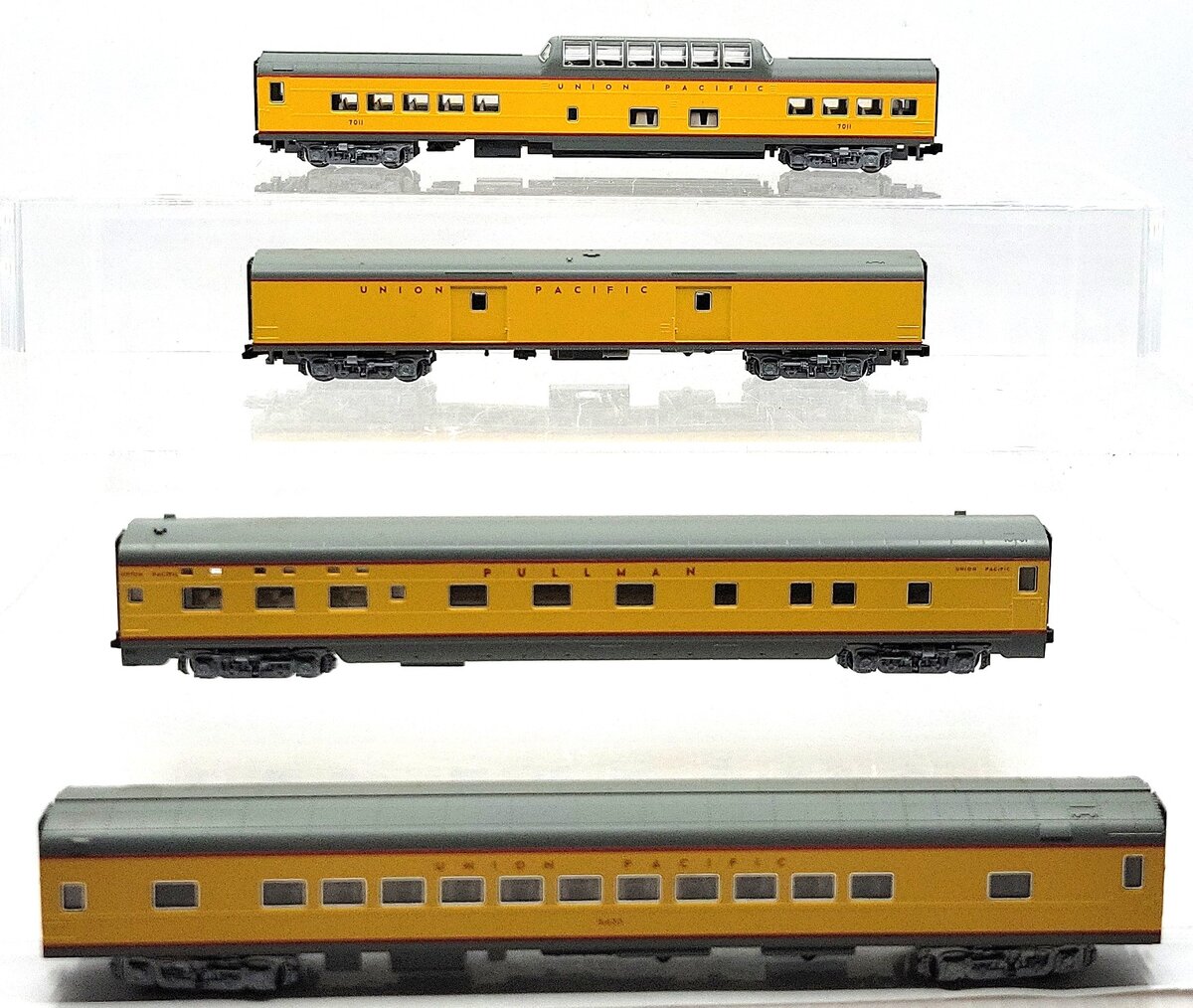 Kato 106-1101 N Scale Union Pacific 4-Car Passenger Set (Set B) EX/Box