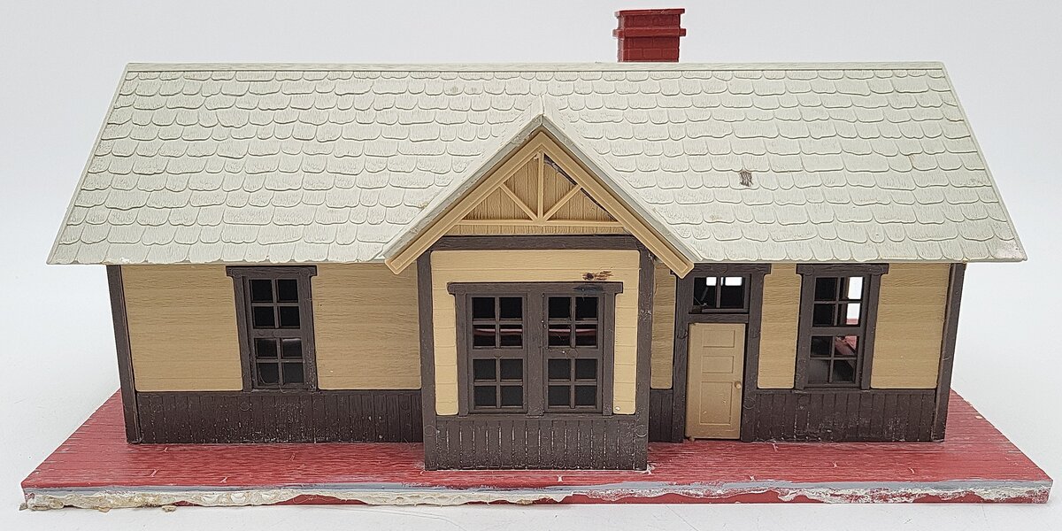 Lionel 6-12734 Passenger/Freight Station - Assembled VG