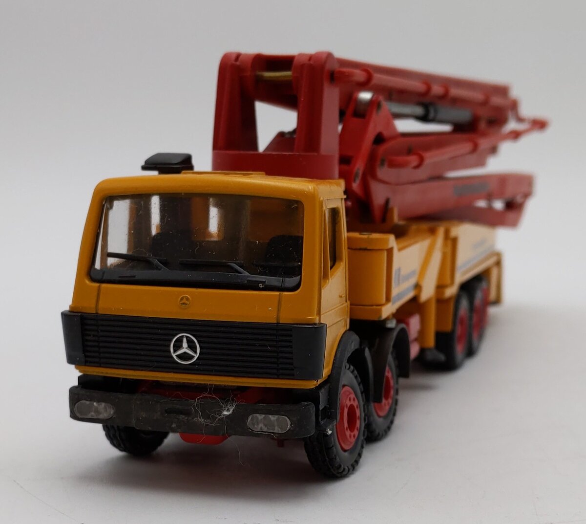 Conrad 1:50 Scale Diecast Mercedes-Benz Putzmeister BRF 52/5 Concrete Pump Truck EX/Box