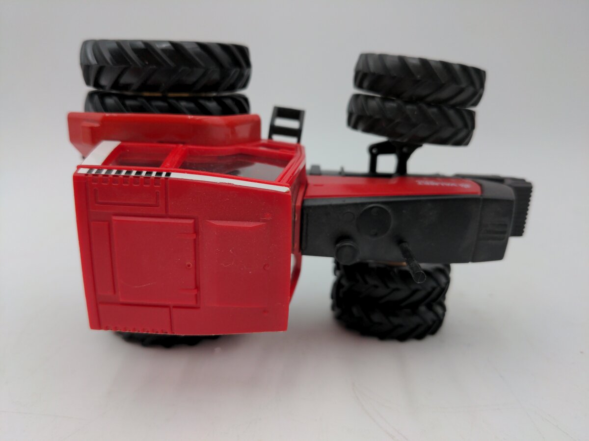 Joal 179 1:35 Scale Diecast Valmet 8 Wheel Farming Tractor EX
