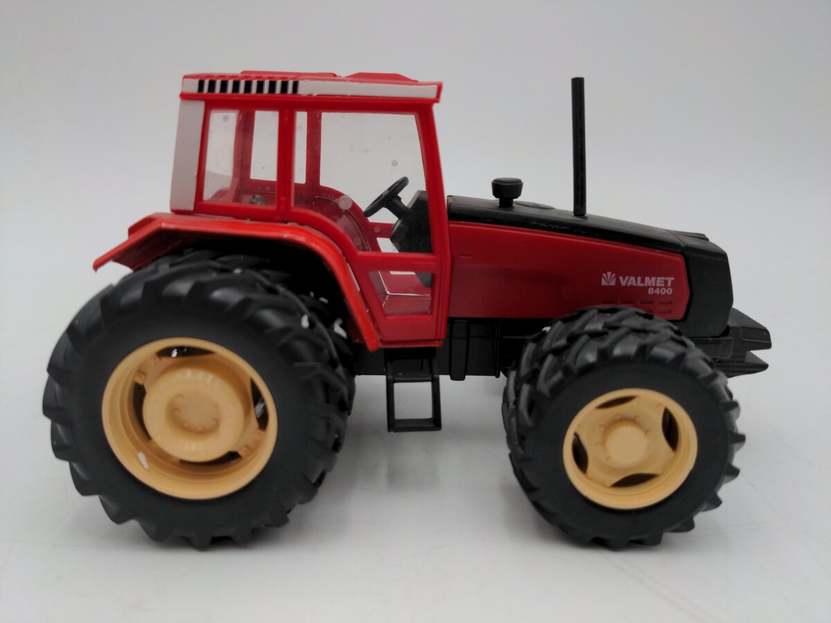 Joal 179 1:35 Scale Diecast Valmet 8 Wheel Farming Tractor EX