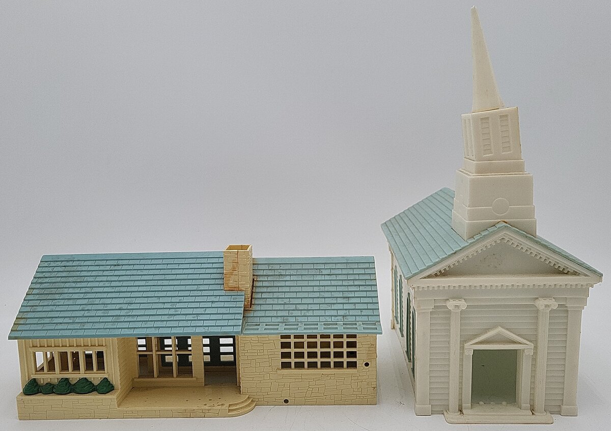 Plasticville O Scale Assorted Plastic Buildings [2] VG