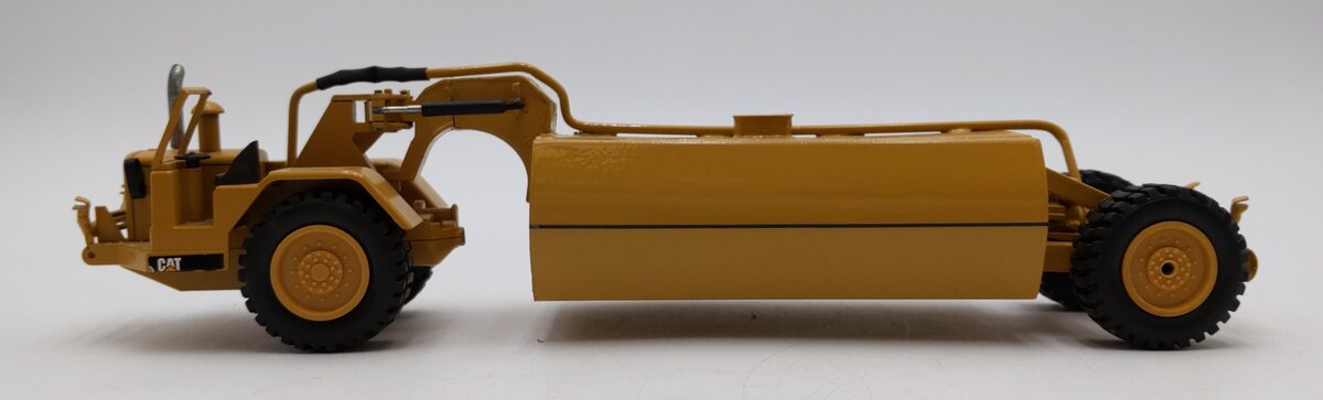 Custom Built 1:50 Scale Diecast Caterpillar CAT621 Water Wagon EX
