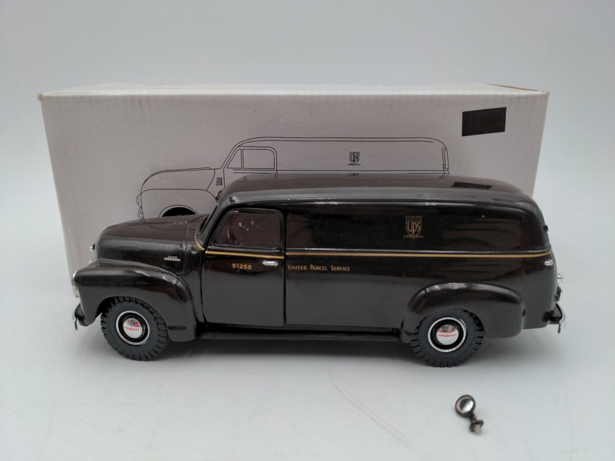 Hermann Marketing UP1622 1:28 UPS 1954 Chevrolet Panel Van VG/Box