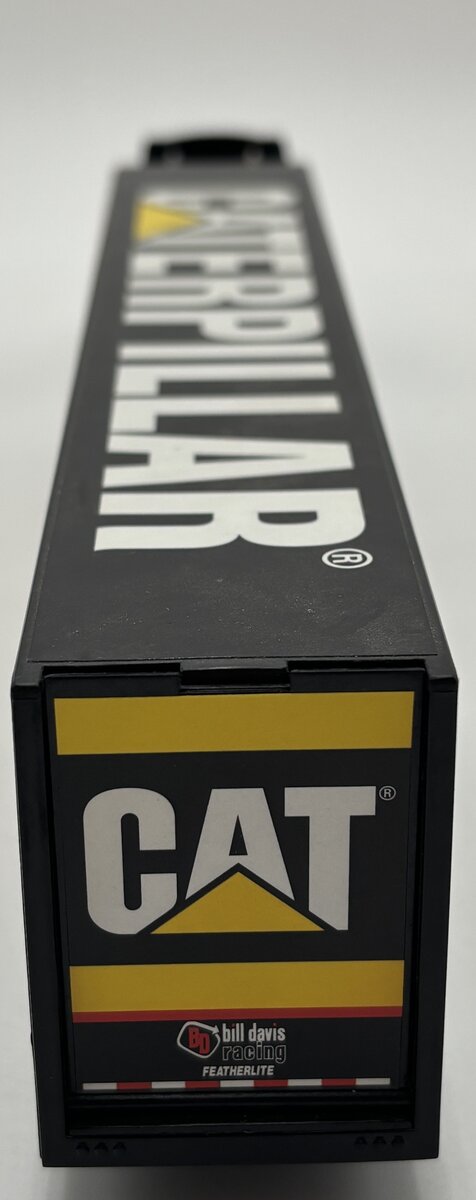 Racing Champions 76122 1:64 Ward Burton #22 Caterpillar Racing Transporter EX