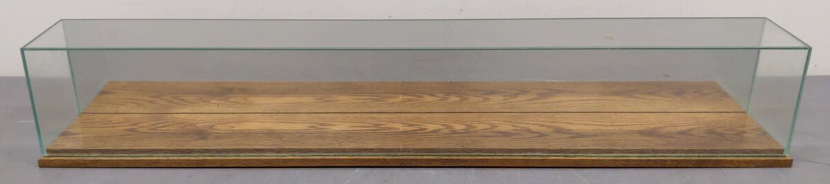 O Gauge 36" Glass Display Case w/ Wood Base EX