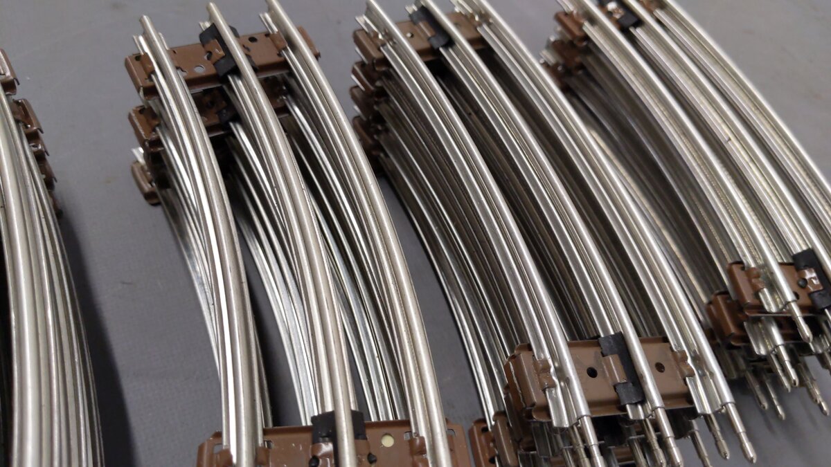 Lionel 6-65014 O-27 Tubular Half-Curved Track Sections (18) EX