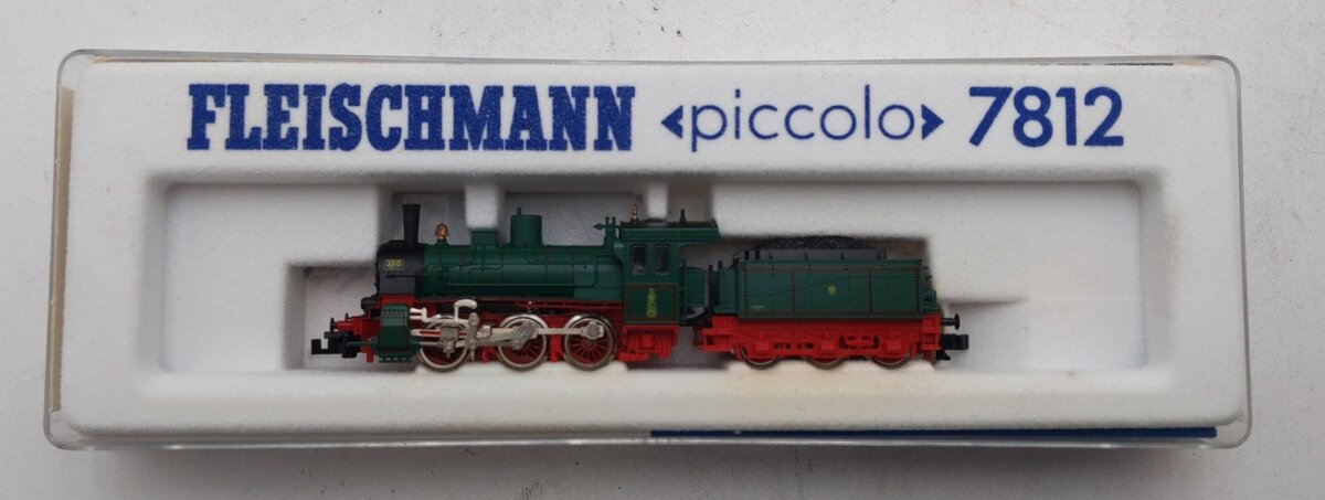 Fleischmann 7812 N Scale DB Piccolo Steam Locomotive & Tender #3915 LN/Box
