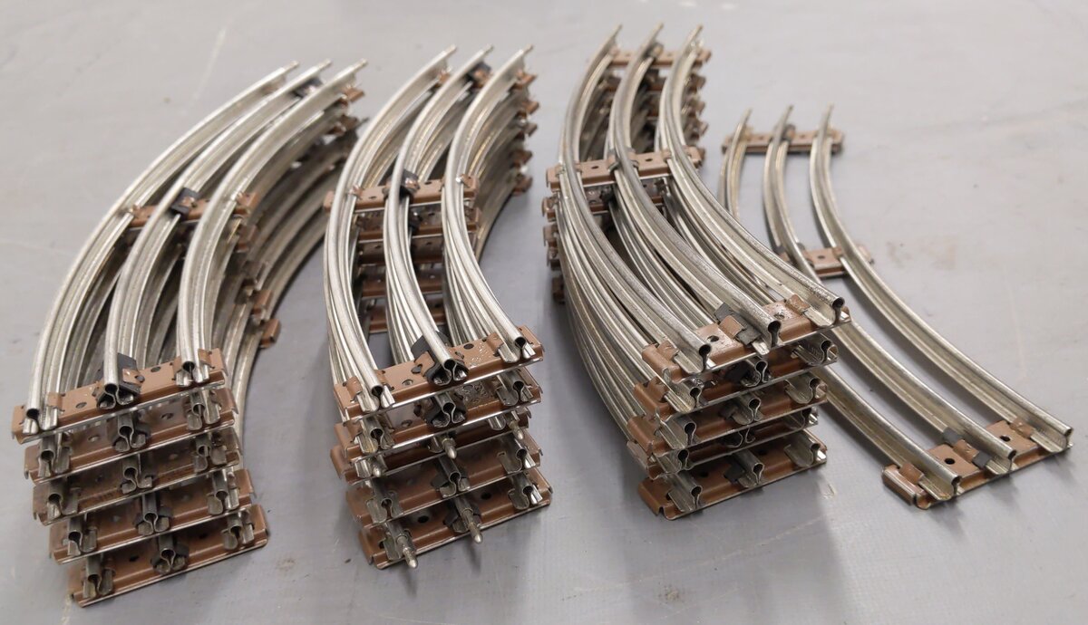 Lionel 6-65033 O-27 Regular Tubular Curved Track Section (16) VG