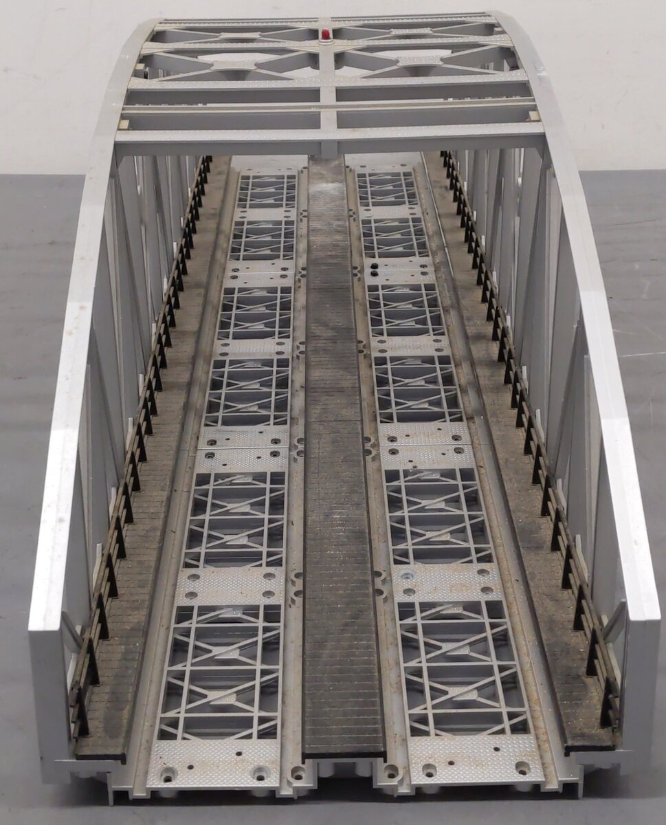MTH 40-1062 O Gauge 2-Track Silver Steel Arch Bridge EX/Box