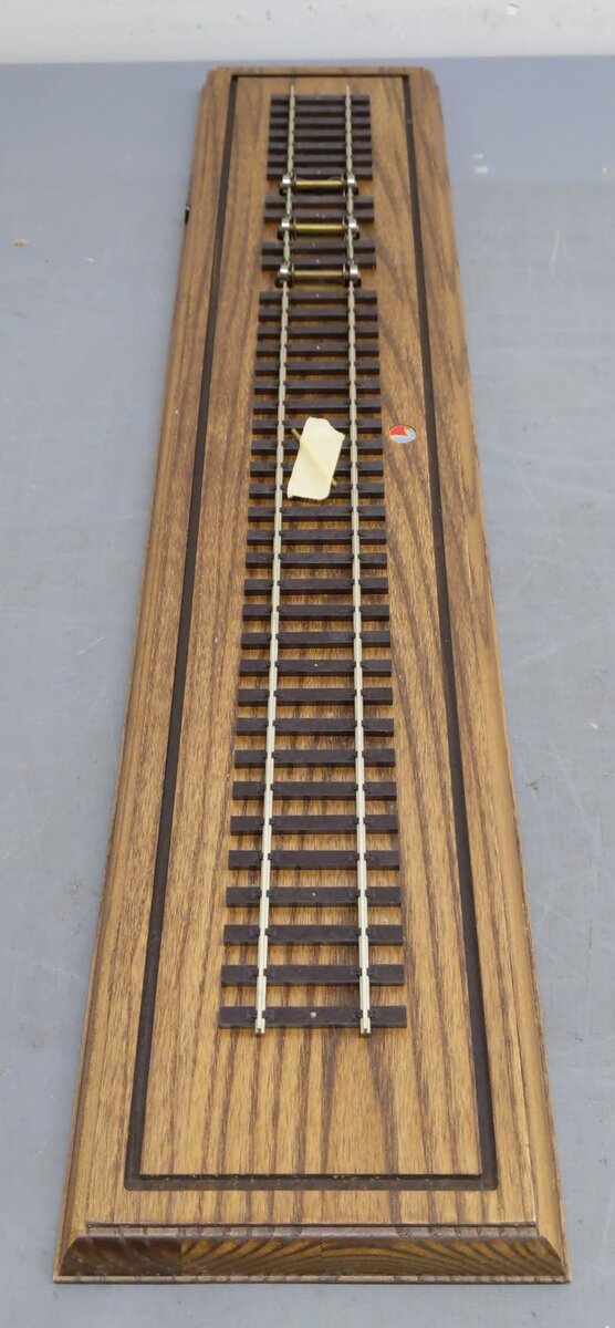 Lionel 71-3006-250 Operating Rolling Display Case LN