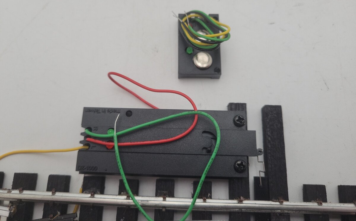 Ross 121M O64 Left Hand with DZ-1000 Remote Switch Turnout VG/Box