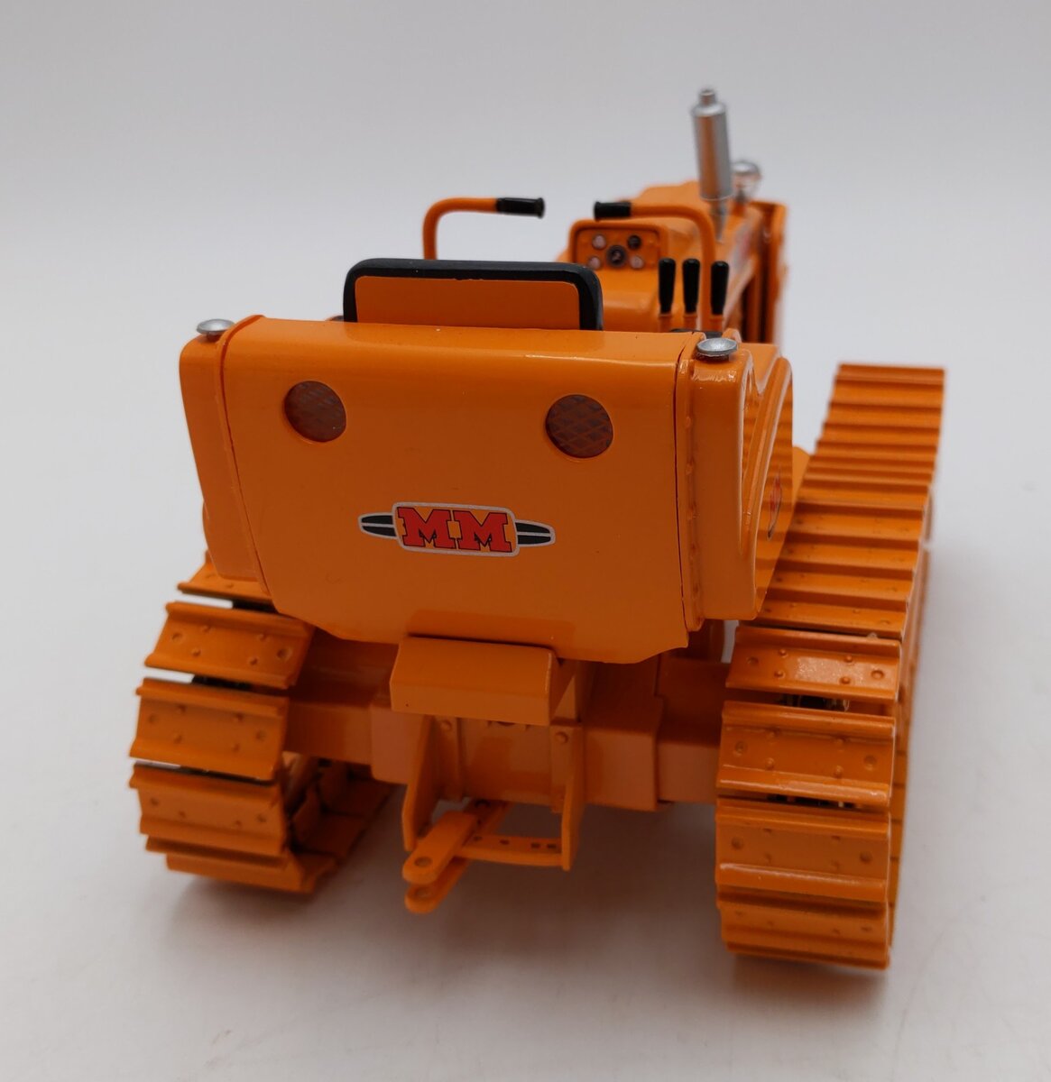 SpecCast 1:16 Scale Diecast Minneapolis-Moline Crawler Tractor EX/Box