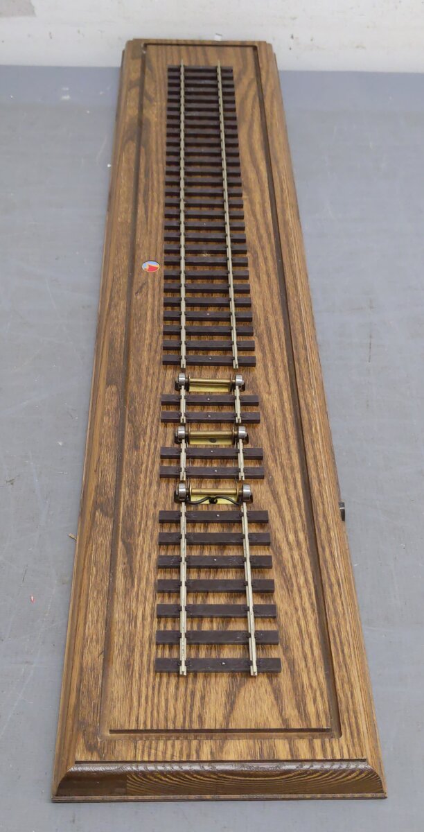 Lionel 71-3006-250 Operating Rolling Display Case EX