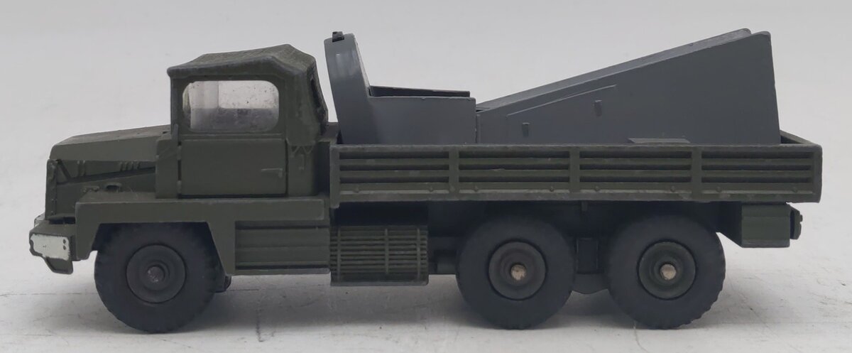 Dinky Toys 620 1/43 Berliet Gazelle Rocket Launcher VG