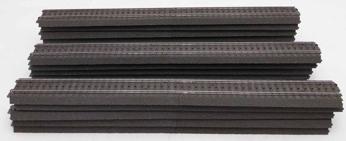 Marklin 24360 HO Scale 14-3/16" Straight C Track Sections (16) EX