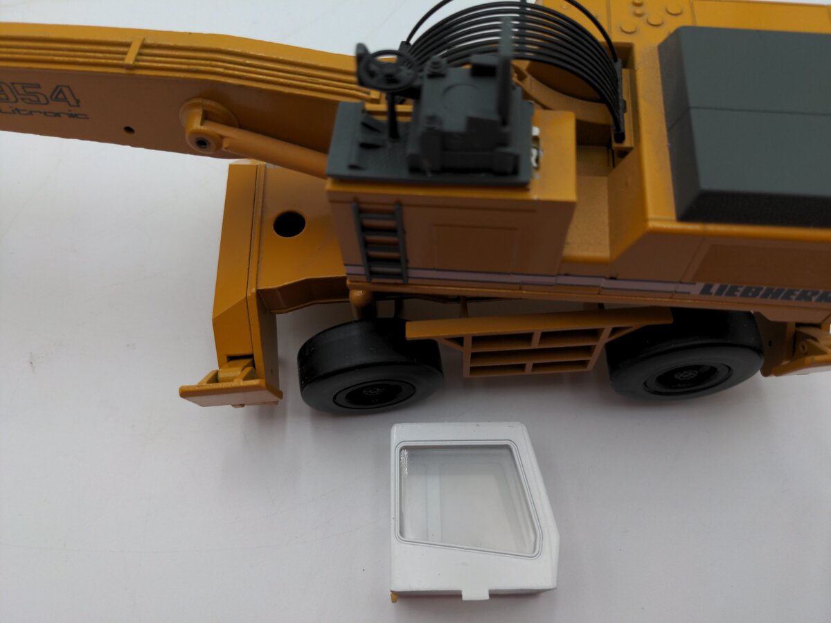 Conrad 2839 1:50 Scale Diecast Liebherr 954 Litronic Hydraulic Excavator/Box