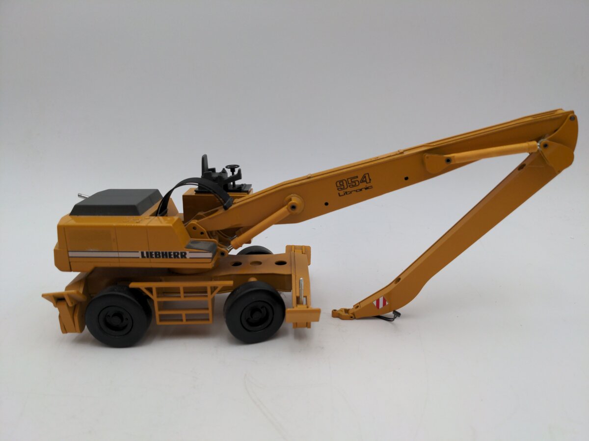Conrad 2839 1:50 Scale Diecast Liebherr 954 Litronic Hydraulic Excavator/Box