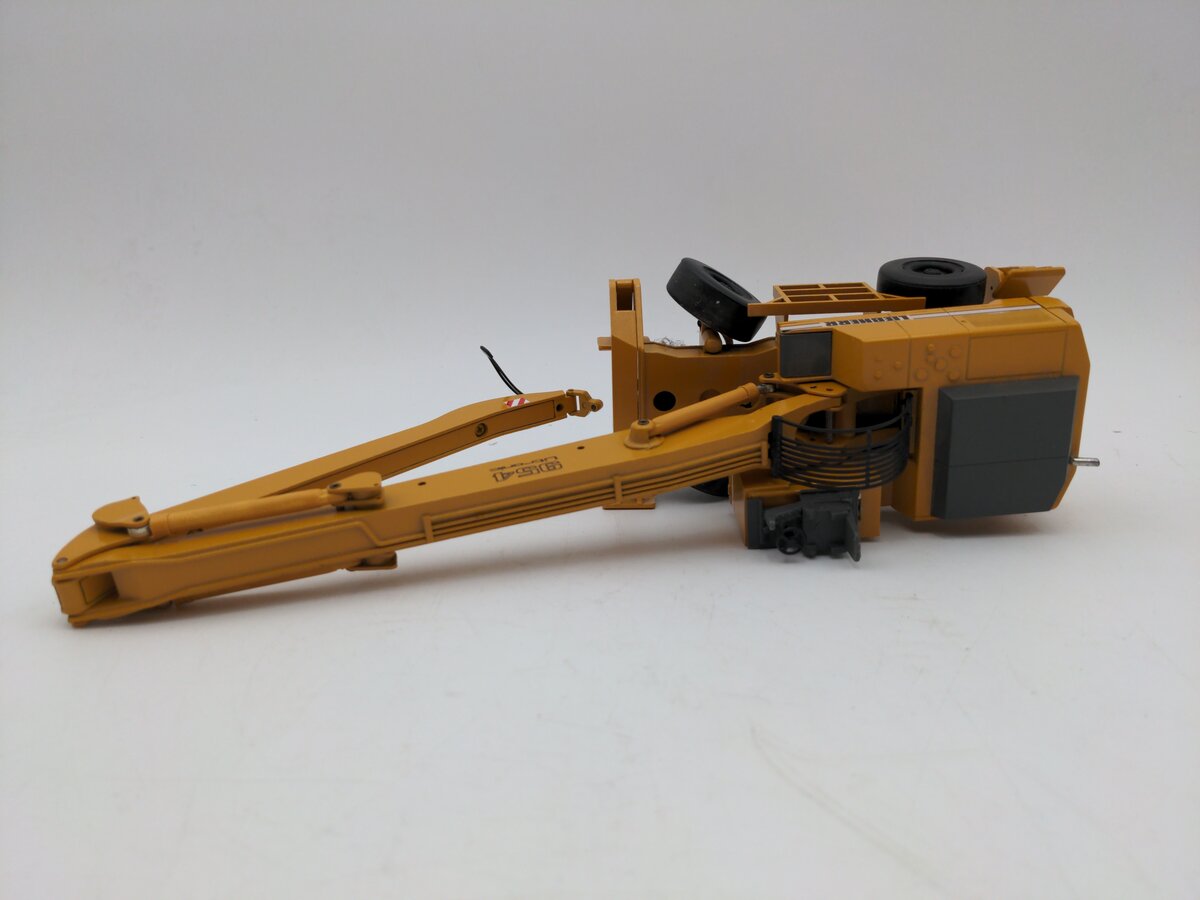Conrad 2839 1:50 Scale Diecast Liebherr 954 Litronic Hydraulic Excavator/Box