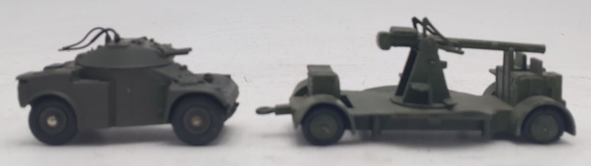 Dinky Toys 1/43 Diecast Vehicles: 161B, 814 [2] VG