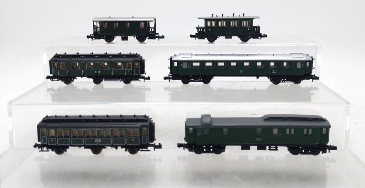 Trix & Other N Scale Assorted Passenger Cars [6] EX