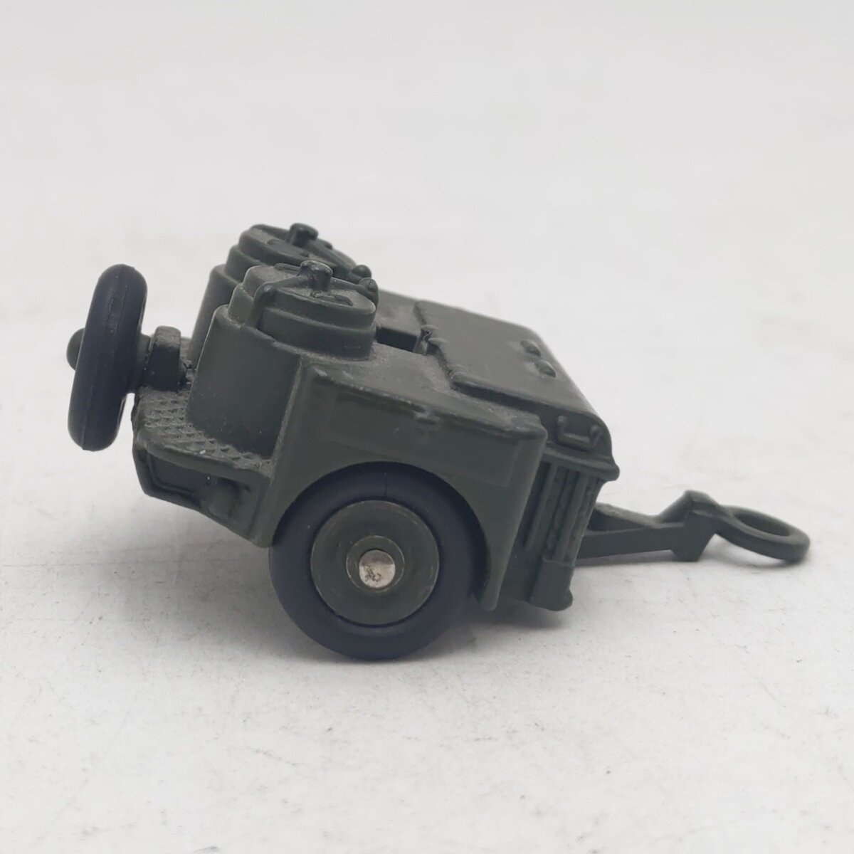 Dinky 823 1/43  Diecast Pound Gun Trailer Cuisine Marion Army Trailers EX