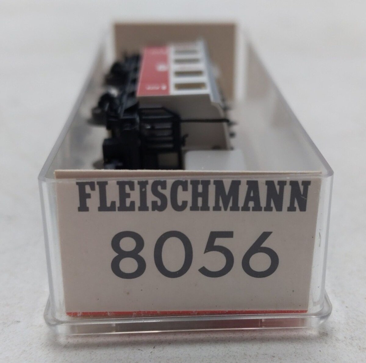 Fleischmann 8056 N Scale DB 2nd Class Passenger Car LN/Box