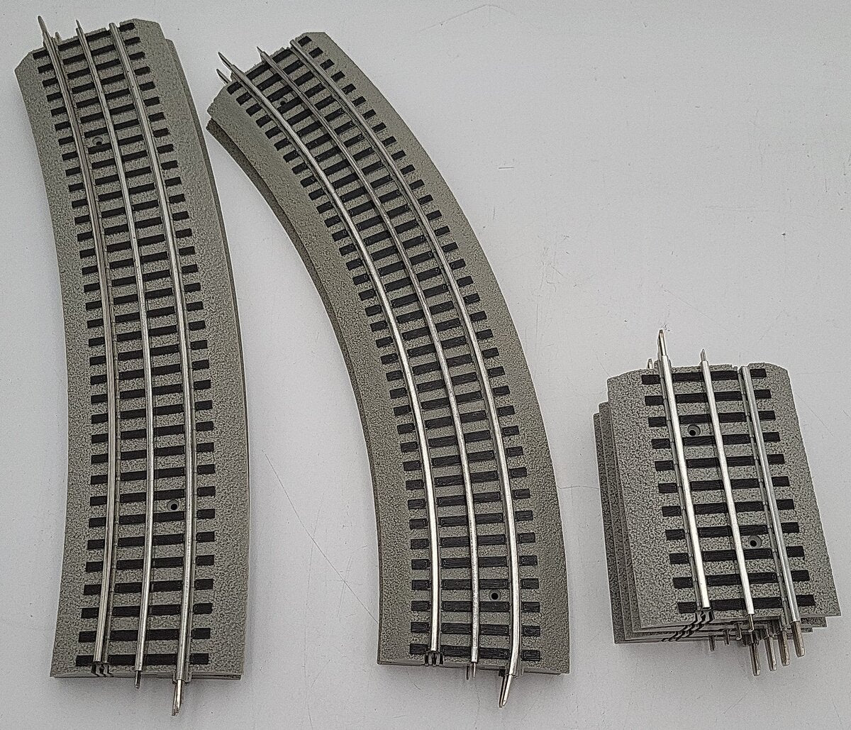 Lionel O Gauge Assorted FasTrack: 12015, 12041, 12025 [8] EX