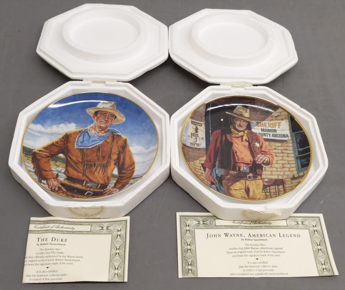 Franklin Mint Limited Edition John Wayne Porcelain Plates [2] NEW