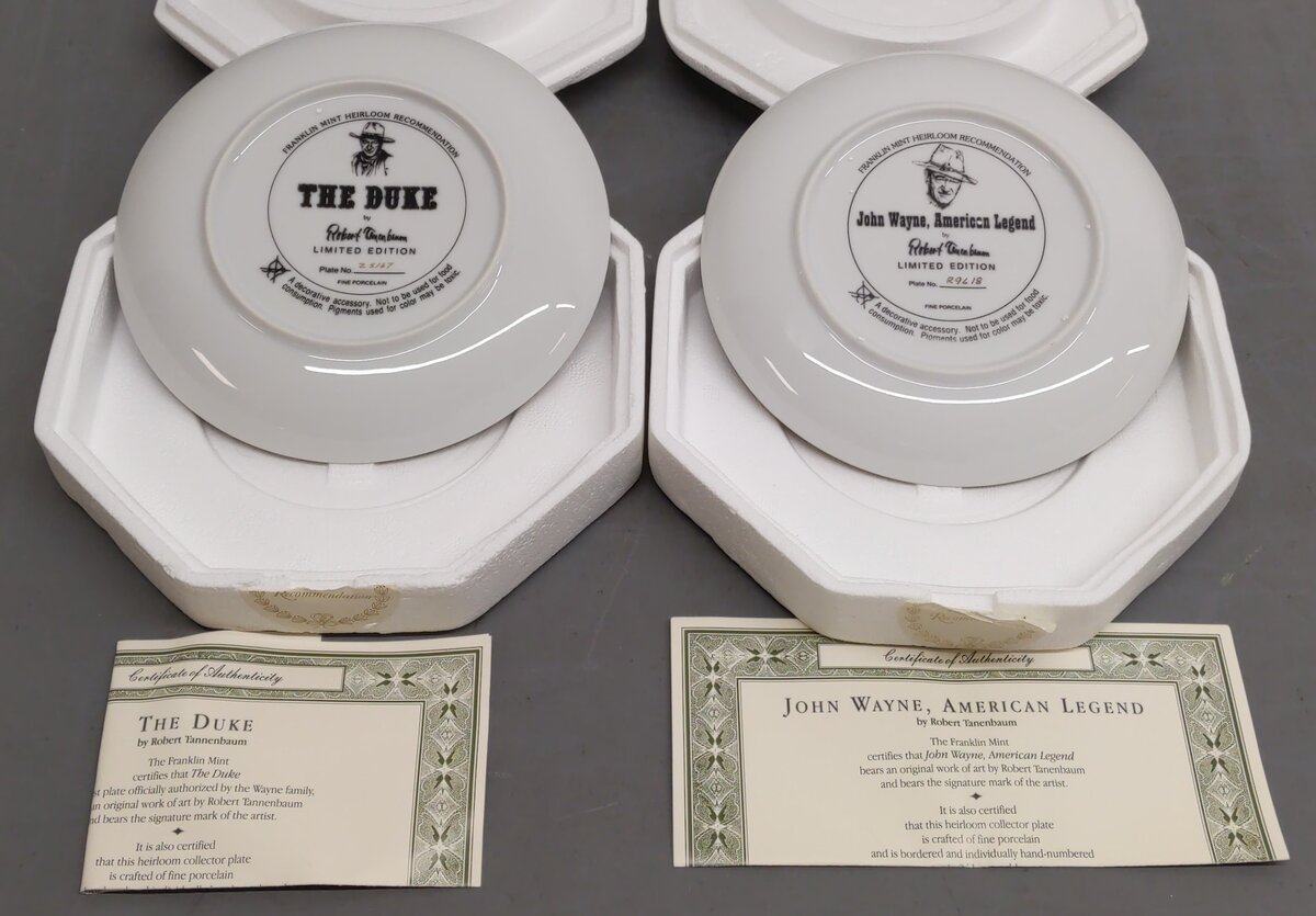 Franklin Mint Limited Edition John Wayne Porcelain Plates [2] NEW