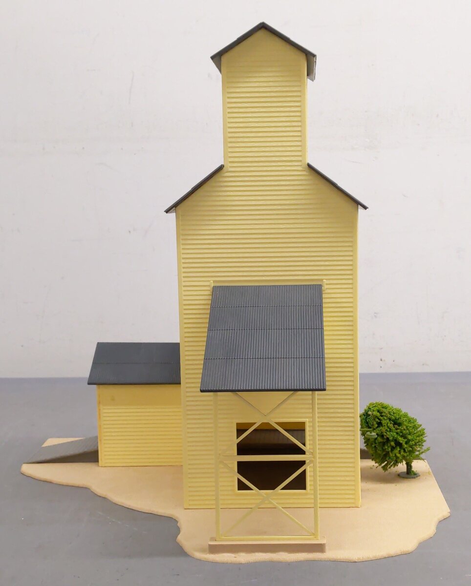 Lionel 6-12726 O Grain Elevator Building Kit -Assembled VG