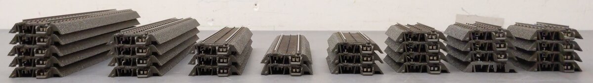 Marklin HO Scale Assorted Straight C Track Sections [29] EX