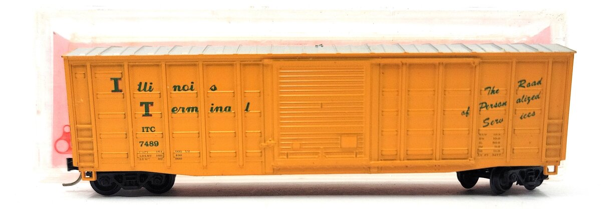 Roundhouse 8178 N Scale Illinois Terminal 50' P.S. Modern Waffle Box Car #7489 LN/Box