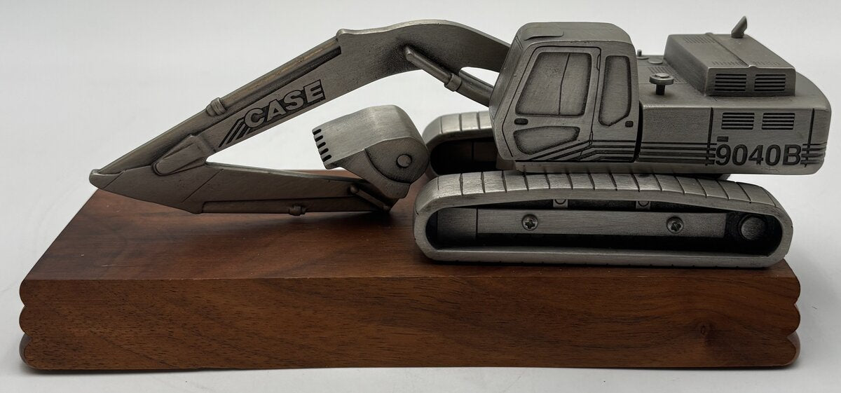 Pewter Case 9040B Hydraulic Excavator w/Stand EX