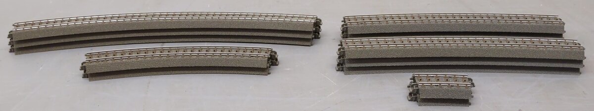 Marklin HO Scale Assorted Curved C Track Sections [13] EX