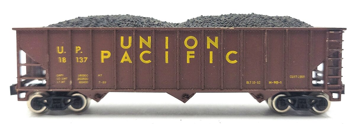 Atlas 3263 N Scale Union Pacific Hopper Car w/Coal Load #18137 LN/Box
