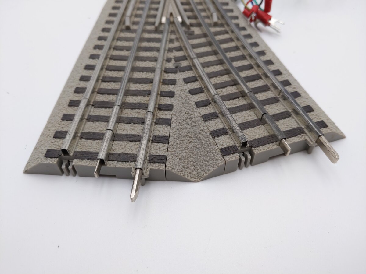 Lionel 6-12048 O72 Left Hand Remote-Control FasTrack Switch Turnout VG
