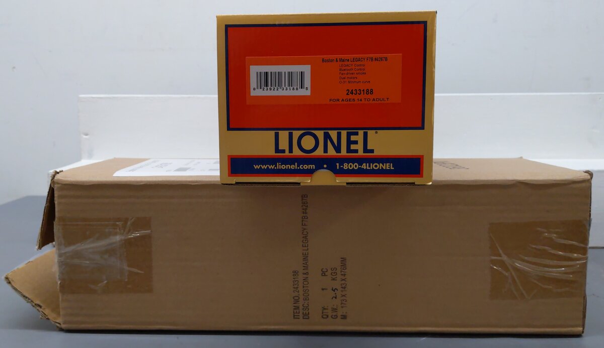 Lionel 2433188 O Boston and Maine Legacy F7B Diesel Locomotive #4267B EX/Box