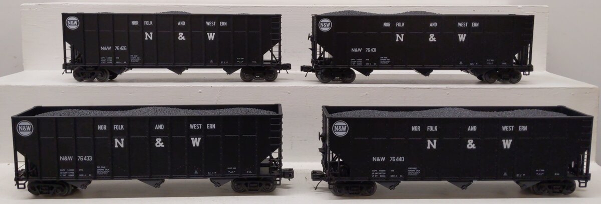 MTH 20-92400 O Norfolk & Western Coke Hopper Car w/Load 4-Car Set EX/Box