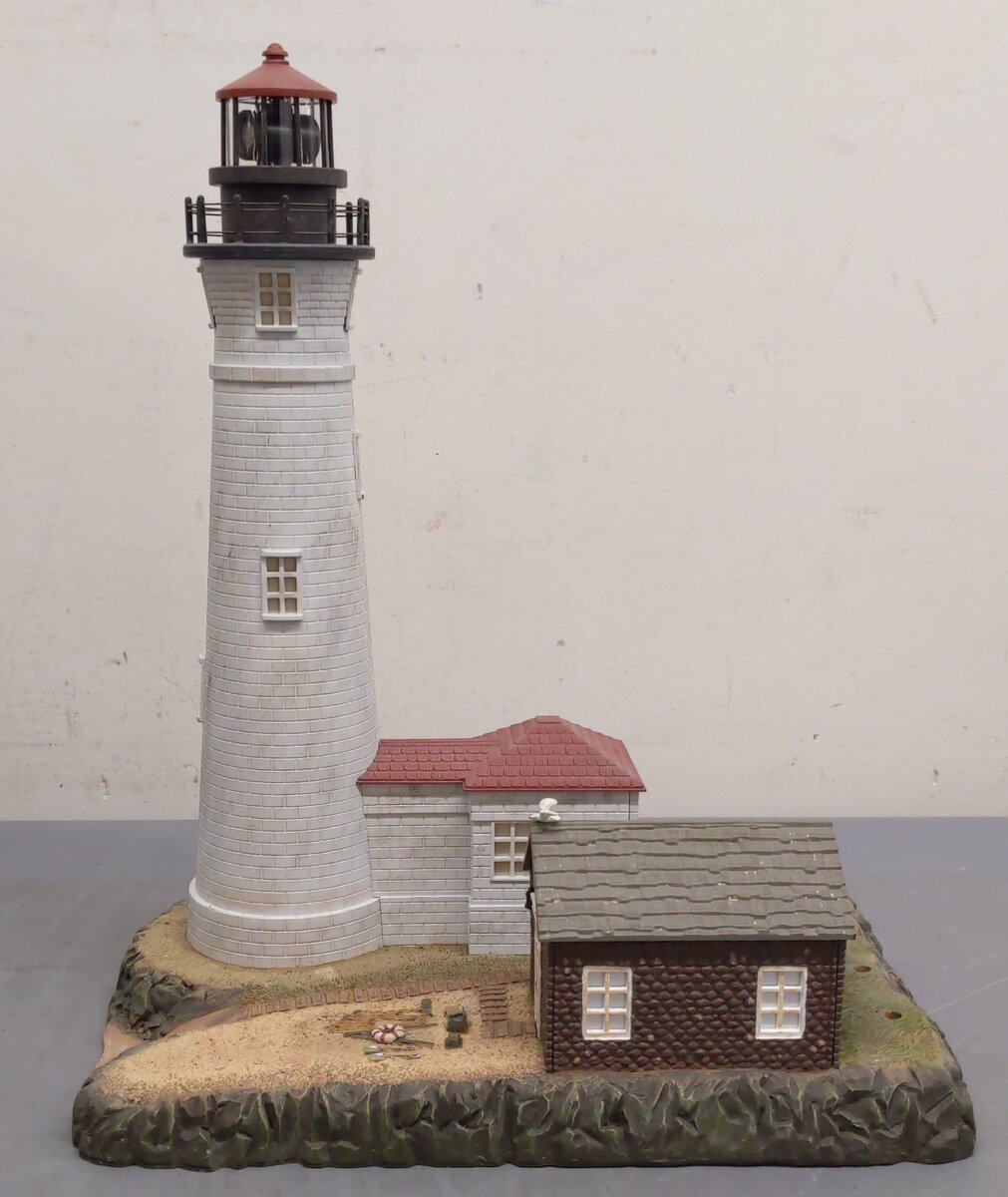 Lionel 6-24119 O Gauge Big Bay Lighthouse EX/Box