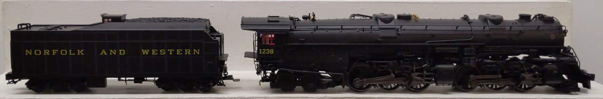 Lionel 2231470 O Norfolk and Western Vision Class A Steam Locomotive #1238 EX/Box