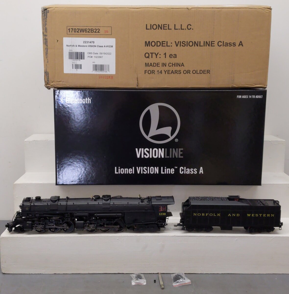 Lionel 2231470 O Norfolk and Western Vision Class A Steam Locomotive #1238 EX/Box