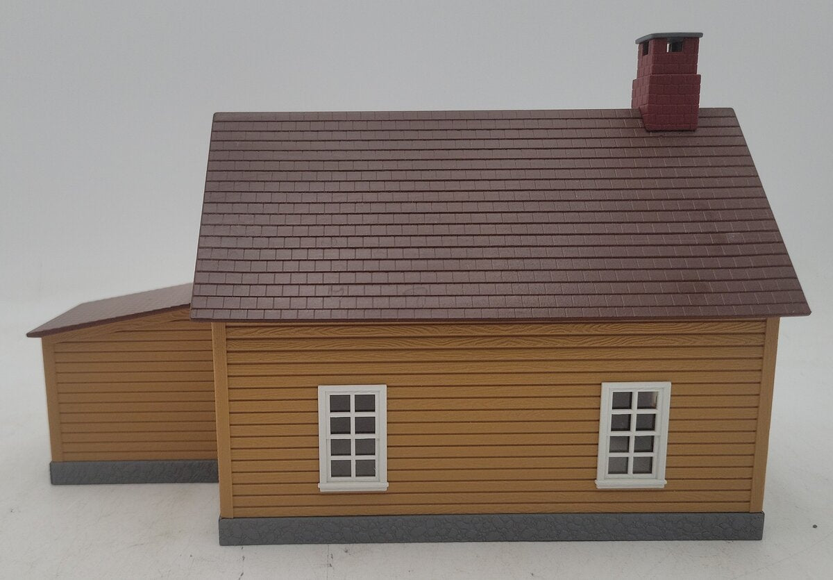 MTH 30-90008 O Gauge Mustard & Red Work House #1 EX/Box