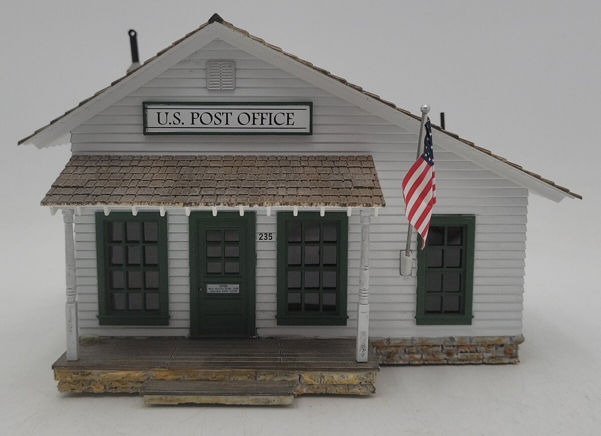 Woodland Scenics BR5864 O Built-&-Ready Letters, Parcels & Post EX