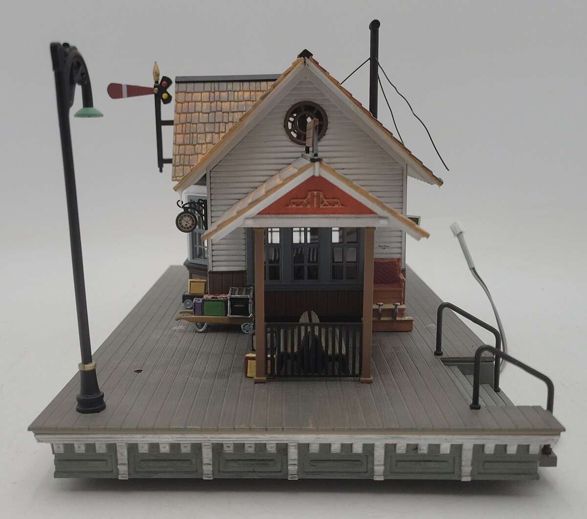 Woodland Scenics BR5852 O Built-&-Ready Linn Creek Depot Building EX