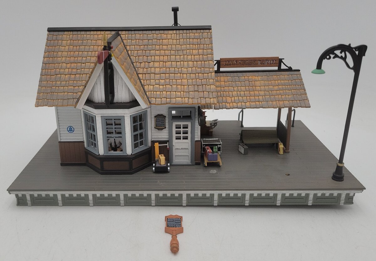 Woodland Scenics BR5852 O Built-&-Ready Linn Creek Depot Building EX