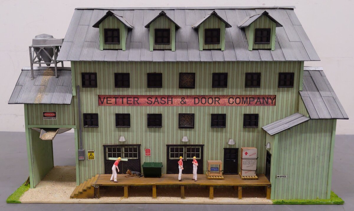 Menards 279-4324 O Scale Vetter Sash & Door VG
