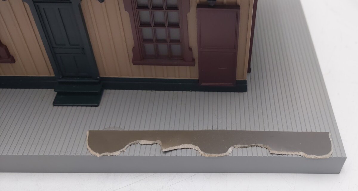 MTH 30-90175 O Scale Oak Grove Country Passenger Station EX