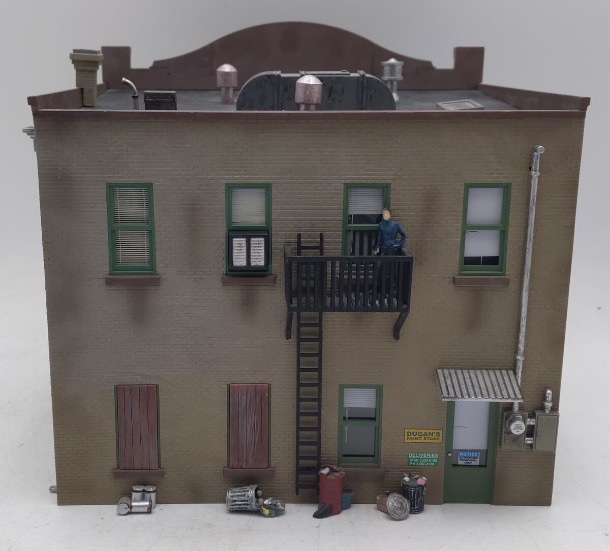 Woodland Scenics BR5853 O Scale Built-&-Ready Dugan's Paint Store Building EX