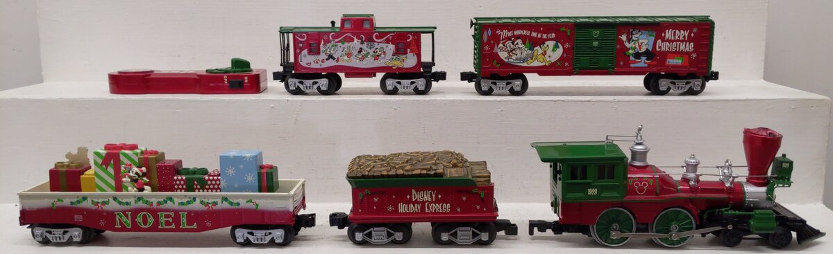 Lionel 6-82716 O Gauge Mickey's Holiday to Remember Christmas Steam Train Set EX